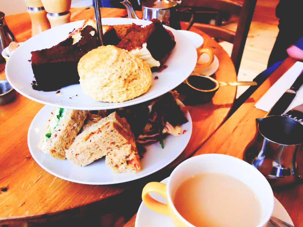 How To Live Sustainably In London: 9 Easy Eco Tips Image by Sustainable Jungle #howtolivesustainablyinLondon #livingsustainablyinLondon #sustainablelivinginLondon #sustainableLondon #sustainablejungle