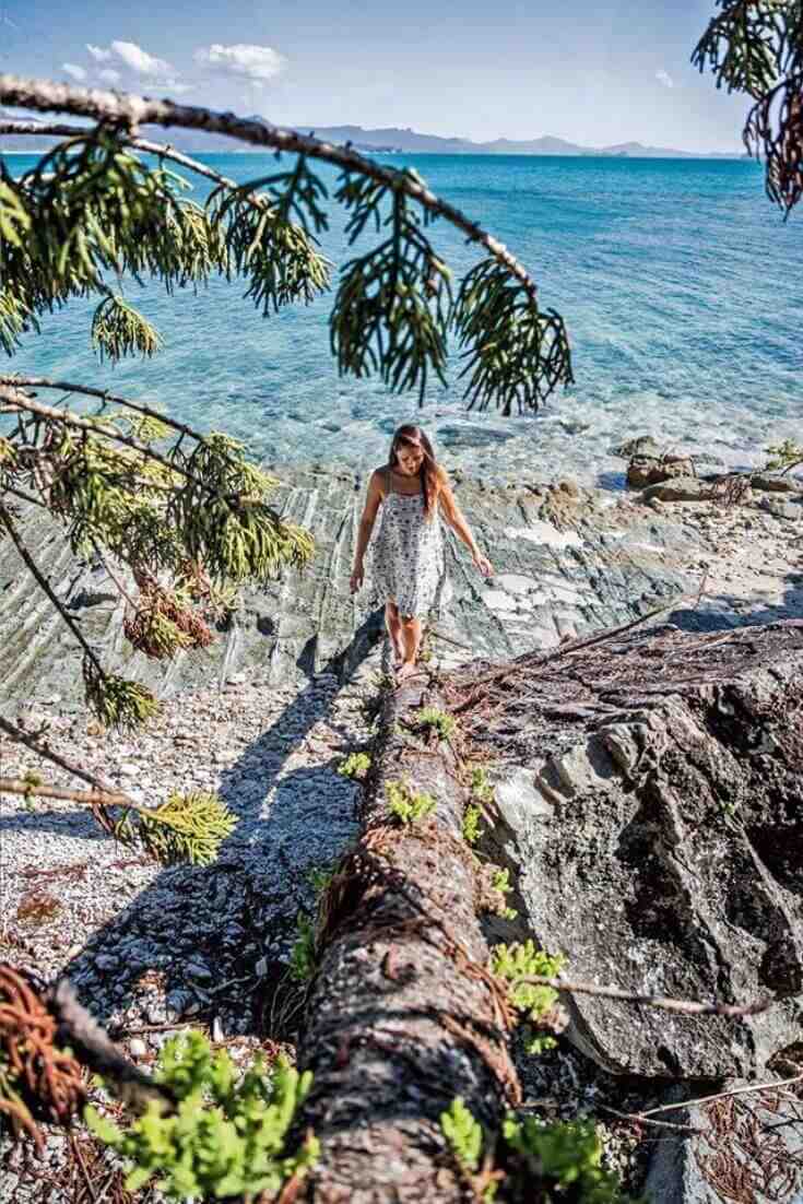 After spending lots of time researching what makes fashion sustainable, we now present this masterlist of the best sustainable clothing brands... Image by Patagonia #sustainableclothing #ethicalfashion