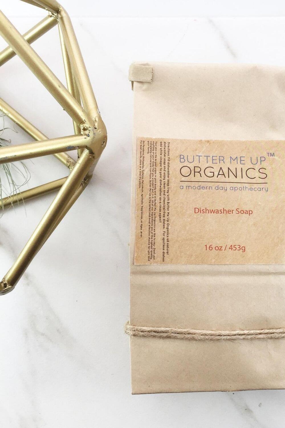 Clean freaks rejoice, zero waste dish soap is one of the easiest zero waste swaps you can make. Image by Butter Me Up Organics #zerowastedishsoap #zerowastesoap #zerowaste
