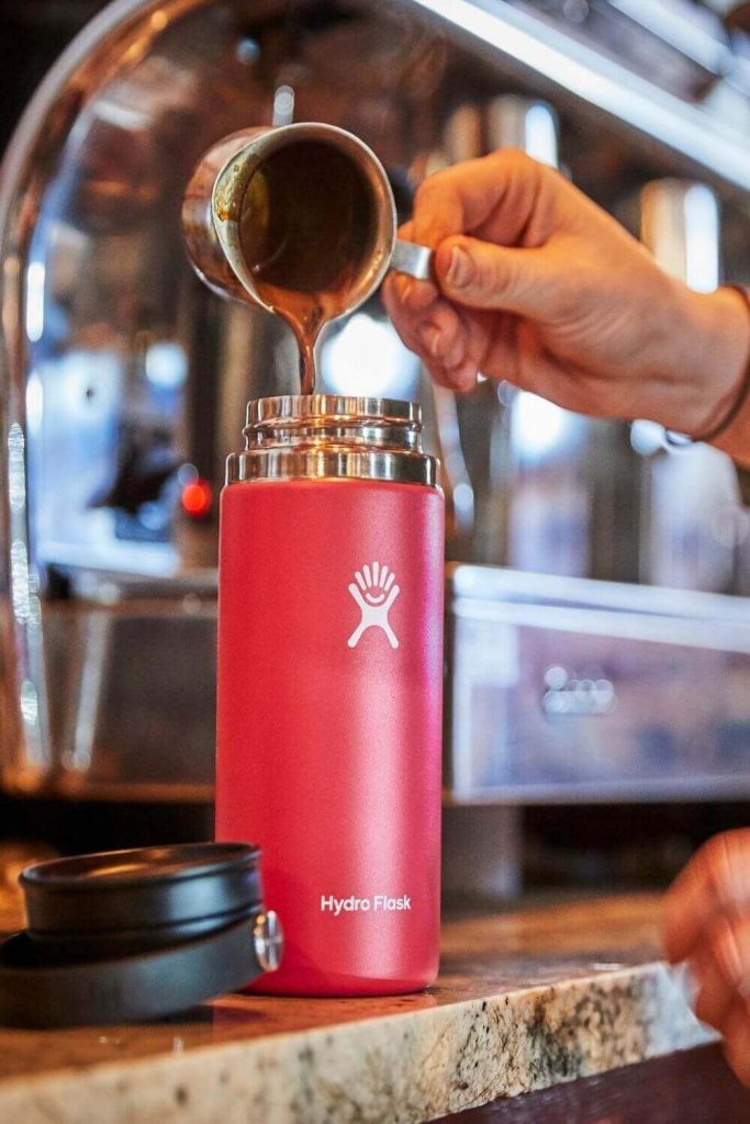 And a good place to start living the life of less waste is a zero waste kit Image by Hydro Flask #zerowastekit #Zerowasteeverydaykit #sustainablejungle