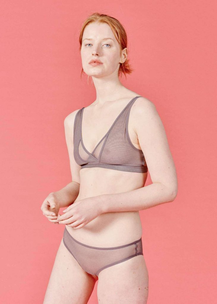 In the spirit of making patooties more planet-friendly, we stripped down to find some boudoir ethical lingerie brands worthy of bedroom eyes Image by Lara Intimates #ethicallingerie #sustainablelingerie #sustainablejungle