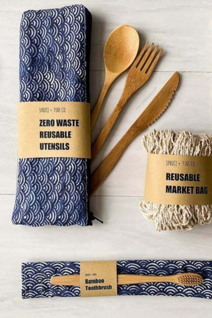 And a good place to start living the life of less waste is a zero waste kit Image by Spruce And Pine Co on Etsy #zerowastekit #Zerowasteeverydaykit #sustainablejungle