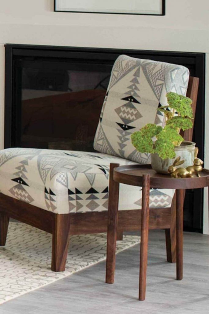 It’s far better for everyone if we kit out our eco-cribs with ethical and sustainable furniture. That’s why we’ve compiled this list Image by The Joinery #sustainablefurniture #ethicalfurniture #sustainablejungle