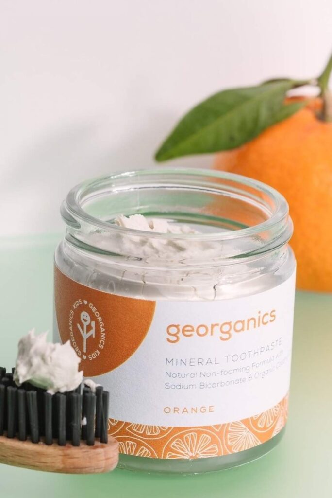 Toothpaste is probably the most regularly used body care product around which is why it was one of the first products we scrutinized for sustainable, cruelty free toothpaste alternatives... Image by Georganics #crueltyfreetoothpaste #sustainablejungle