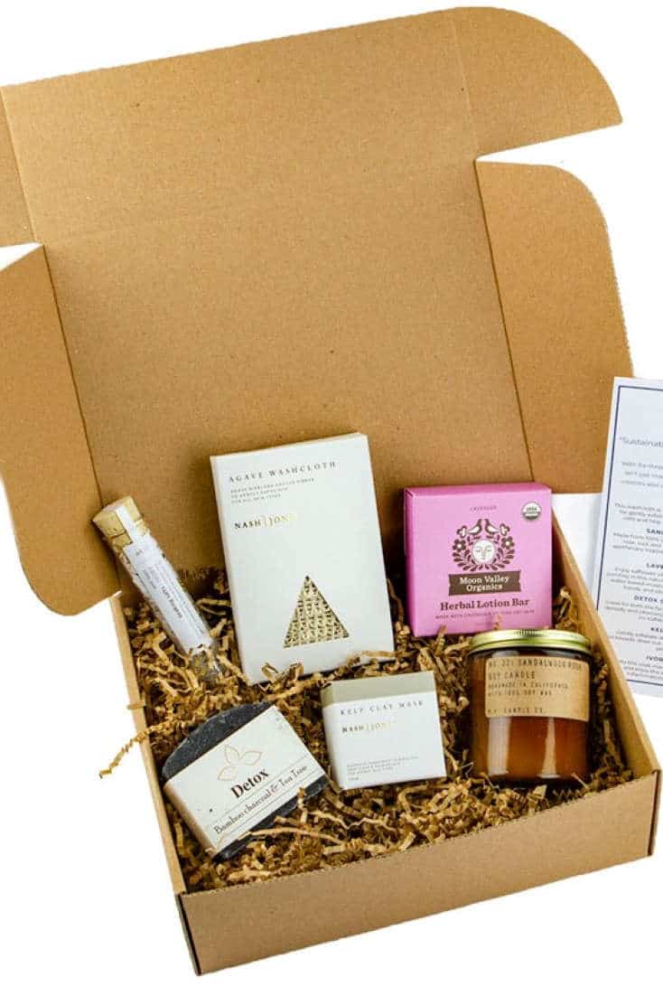 9 Gifts for Vegans For Festive & FurFree Fun