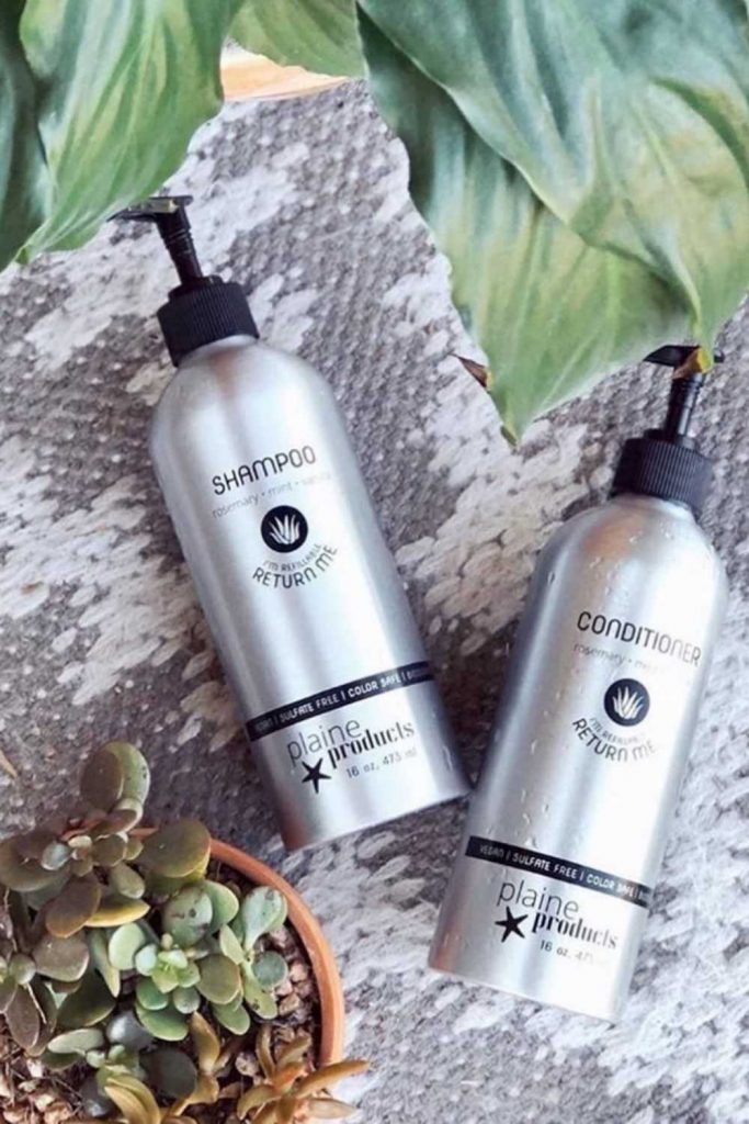 Thanks to a new wave of bulk stores online, we can order our favorite food, cleaning, beauty and body care products in a way that’s better for our planet and better for our pockets…right from the comfort of our home. Image by EarthHero #bulkstoresonline #onlinebulkstores #bulkonlinestores #sustainablejungle