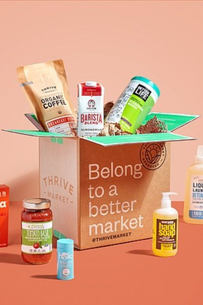 Thanks to a new wave of bulk stores online, we can order our favorite food, cleaning, beauty and body care products in a way that’s better for our planet and better for our pockets…right from the comfort of our home. Image by Thrive Market #bulkstoresonline #onlinebulkstores #bulkonlinestores #sustainablejungle
