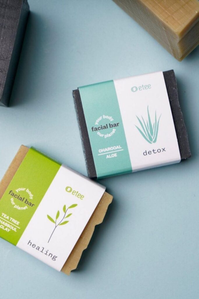 Natural and organic face wash is the skin superhero here and a critical component of any organic skincare routine. Here are the sustainable face wash brands we think will leave your pores (and the planet) feeling their most clean Image by etee #sustainablefacewash #ecofriendlyfacewash #organicfacewash #naturalfacewash #sustainablejungle