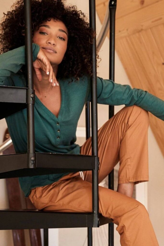 Wearing clothes made with natural materials is great and all, but wearing organic clothing made with natural materials is even better Image by Pact #organicclothing #sustainablejungle