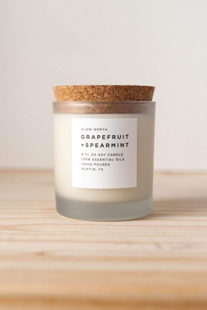 The advantages of sustainable candles are many. They’re better for our homes, better for our families, better for our lungs, and better for our planet. Not to mention better for our nerves… and isn’t that what candles are all about? Image by Slow North #sustainablecandles #sustainablejungle