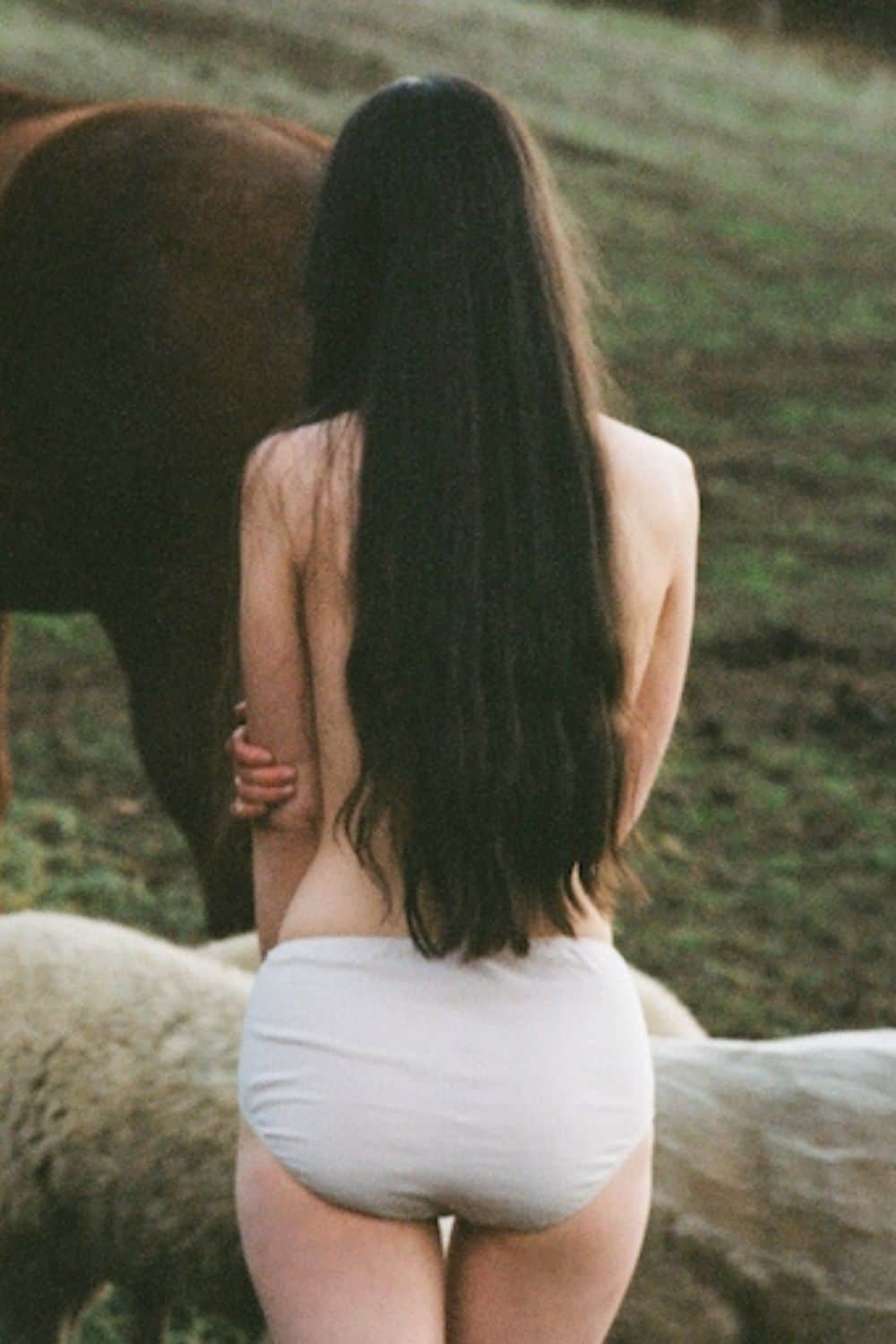 Don’t get your panties in a bunch—here’s a brief (pun intended) list of the best organic underwear brands for you. Image by Pansy #organicunderwear #organicunderwearbrands #sustainablejungle