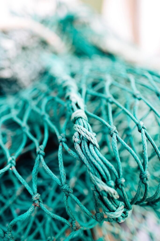 Nylon revolutionized the world of synthetic fibers and modern day essentials. But is nylon eco friendly? Image by Jonas Jacobsson via Unsplash #isnylonecofriendly #isnylonsustainable #sustainablejungle