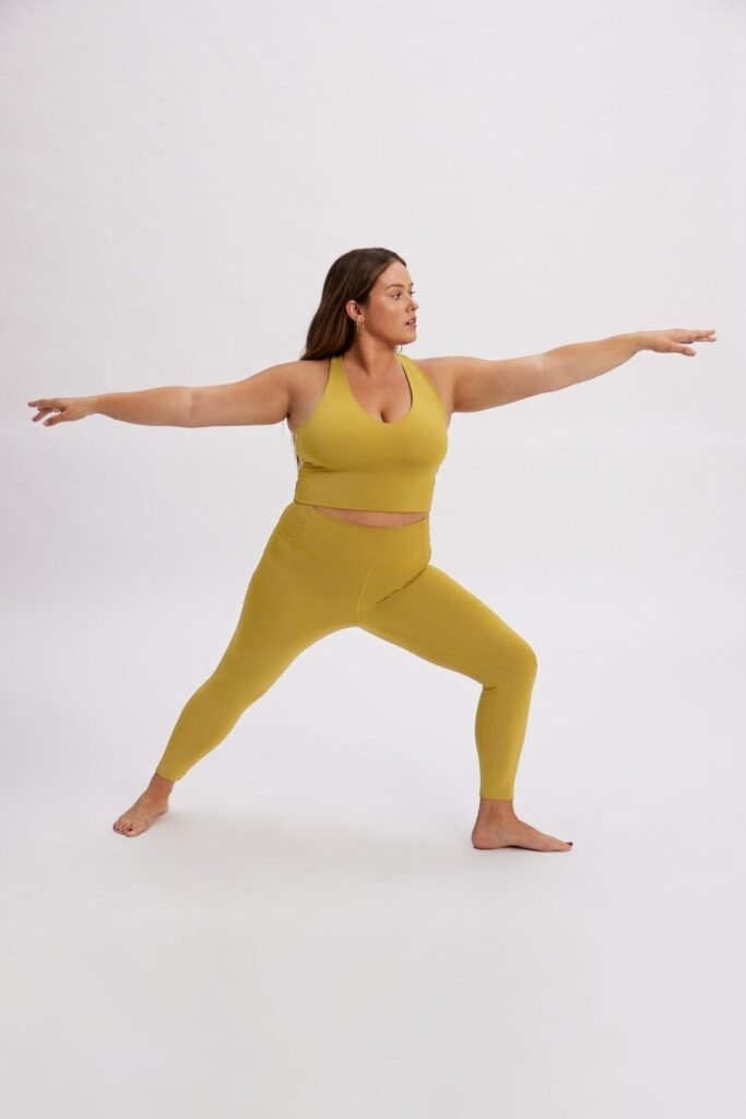 9 Sustainable Yoga Clothing Brands 