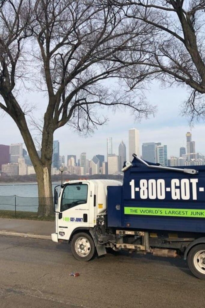 If you want to earn a gold star in reducing your carbon footprint, take the time to learn about mattress recycling and how to do it properly. Image by 1800 GOT JUNK #mattressrecycling #mattressrecyclingnearme #freemattressrecycling #mattressrecyclingnyc #mattressrecyclingla #mattressrecyclingsandiego #mattressrecyclingcalifornia #sustainablejungle