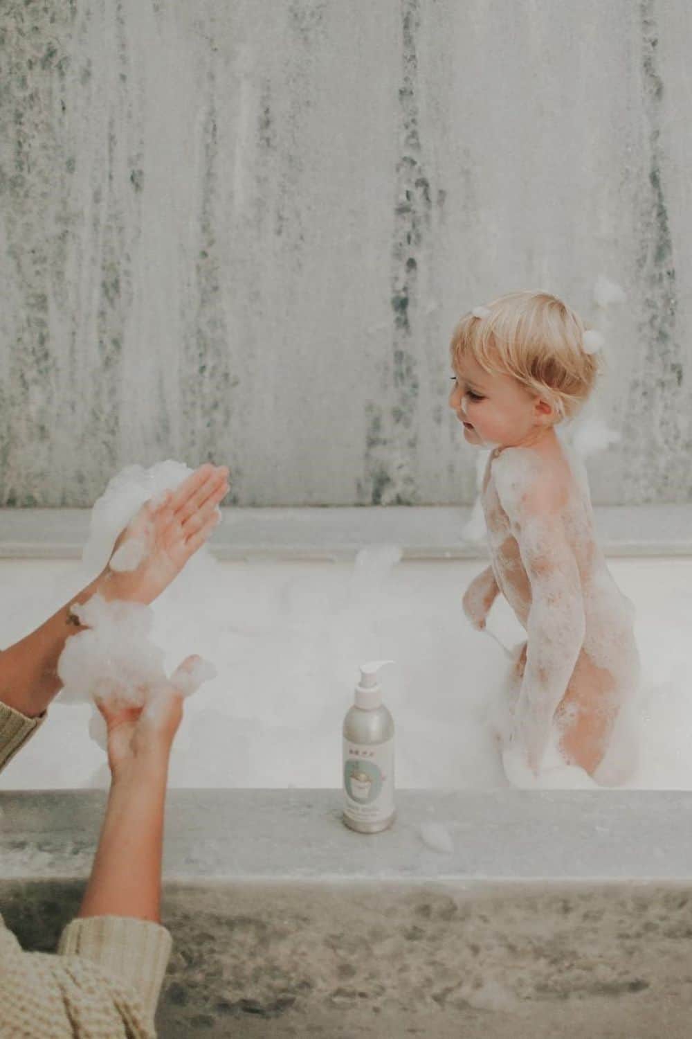 8 Best Organic Baby Shampoos For The Most Natural Bathtime
