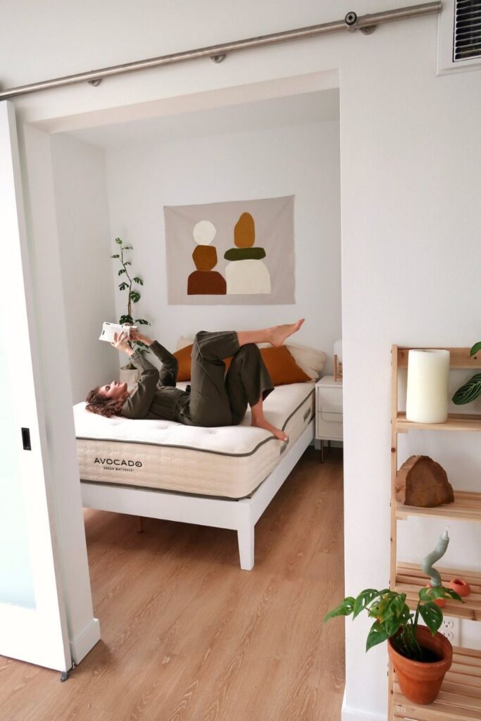 If you want to earn a gold star in reducing your carbon footprint, take the time to learn about mattress recycling and how to do it properly. Image by Avocado #mattressrecycling #mattressrecyclingnearme #freemattressrecycling #mattressrecyclingnyc #mattressrecyclingla #mattressrecyclingsandiego #mattressrecyclingcalifornia #sustainablejungle