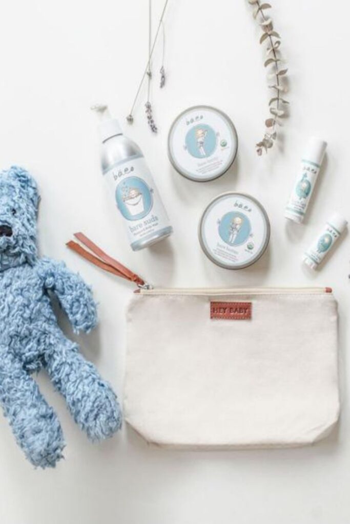 We can drop the whole nature vs. nurture debate and combine the two with natural and organic baby skin care products. Image by Bāeo #organicbabyskincareproducts #bestorganicbabyskincareproducts #toporganicbabyskincareproducts #naturalorganicbabyskincareproducts #naturalbabyskincareproducts #sustainablejungle