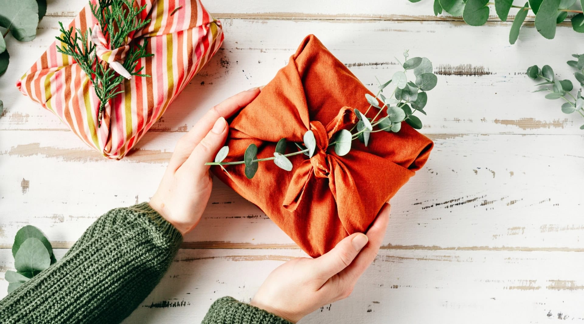 Image by Katecat (zero-waste-gift-wrapping)