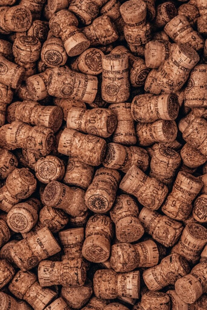 What is cork fabric? Now we’re turning to trees, some of our favorite textile producers, to explore cork and its sustainable merit Photo by Kirill Shavlo on Unsplash #whatiscorkfabric #sustainablejungle