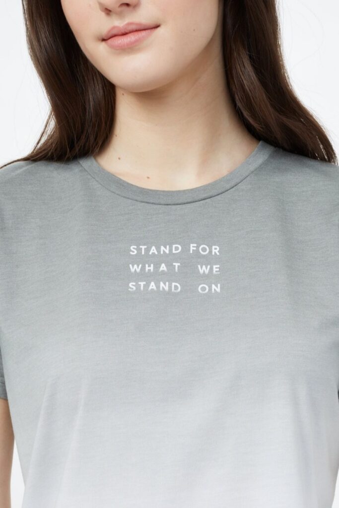 Slow fashion brands offer us more than a simple alternative to fast fashion mishaps. It's the sustainable solution bringing fashion back from the irredeemable... Image by tentree #slowfashionbrands #slowfashionbrandsformen #slowfashionbrandsforwomen #bestslowfashionbrands #affordableslowfashionbrands #sustainablejungle