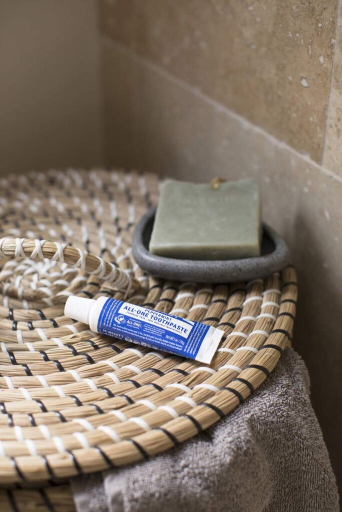 Toothpaste is probably the most regularly used body care product around which is why it was one of the first products we scrutinized for sustainable, cruelty free toothpaste alternatives... Image by Dr. Bronner's #crueltyfreetoothpaste #vegantoothpaste #sustainablejungle