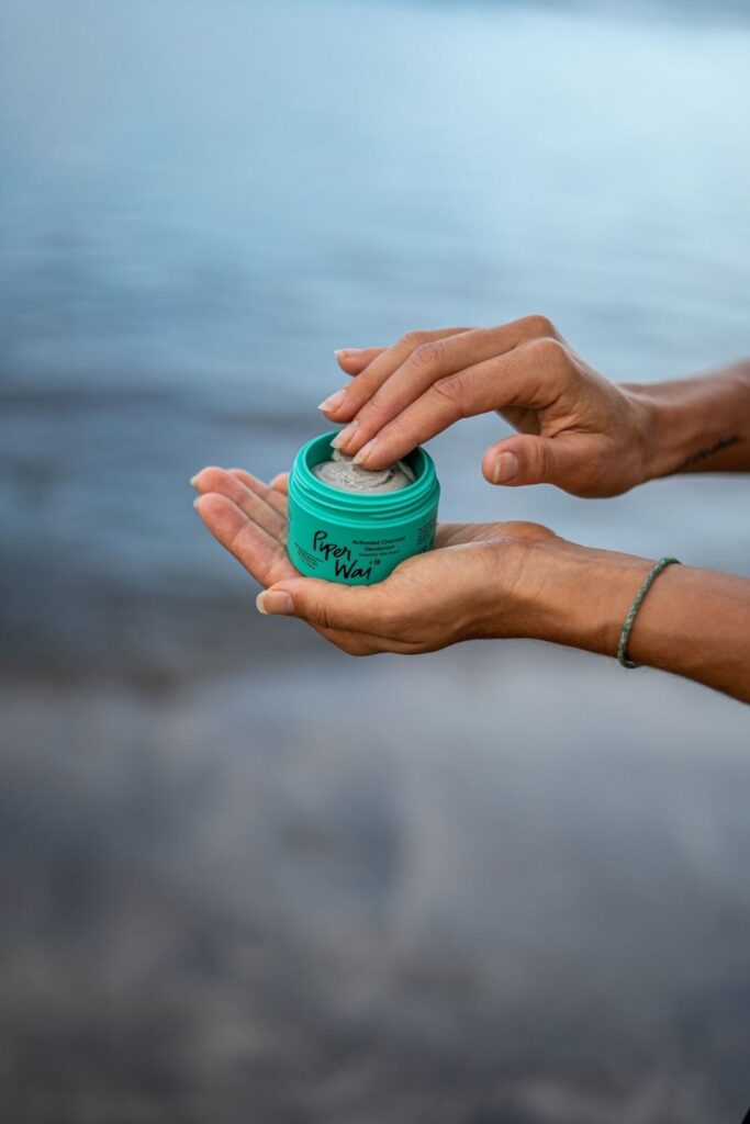 Want cruelty free deodorant that’s good for you, better for our planet, and better for all beings on Earth? No sweat! Image by Piper Wai #crueltyfreedeodorant #sustainablejungle