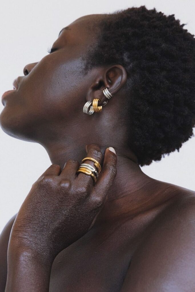 Fair trade and artisan jewelry is everything that mass produced jewelry isn't. Traditional techniques, local materials, and unique designs that tell a story... Image by SOKO #artisanjewelry #artisanjewelrydesigners #artisanjewelryonline #artisanjewelrywebsites #fairtradejewelry #fairtradejewelrybrands #fairtradejewelryonline #fairtradejewelrycompanies #sustainablejungle