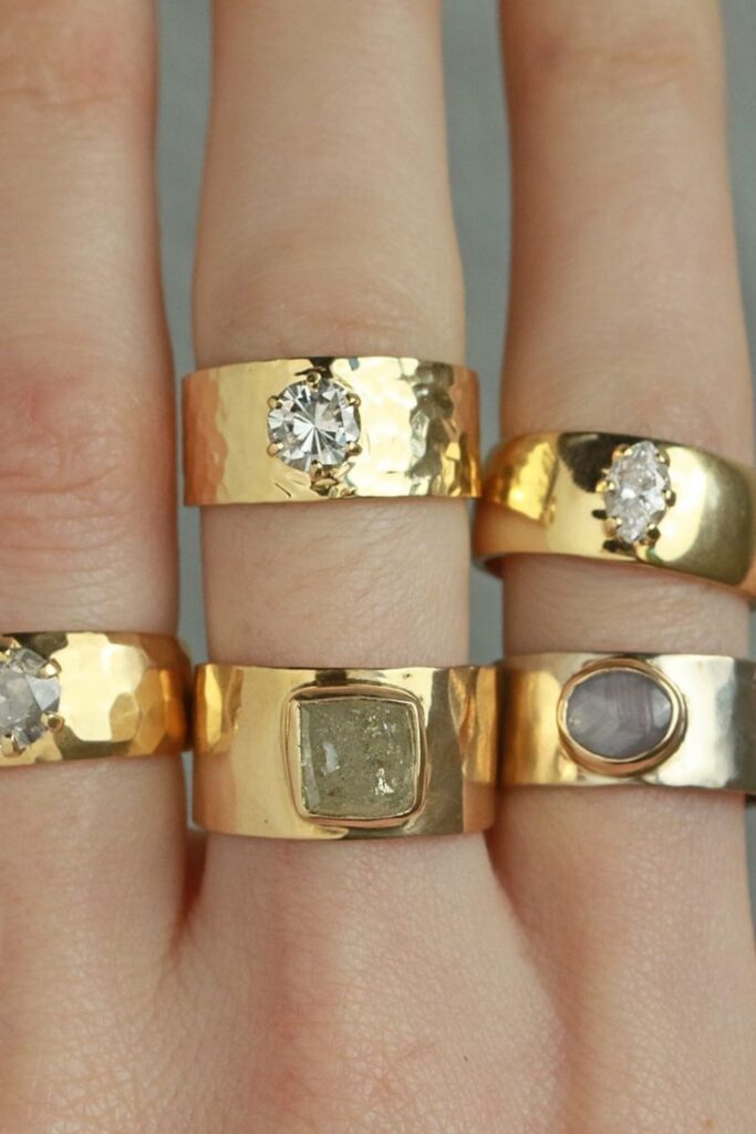 Fair trade and artisan jewelry is everything that mass produced jewelry isn't. Traditional techniques, local materials, and unique designs that tell a story... Image by Melissa Joy Manning #artisanjewelry #artisanjewelrydesigners #artisanjewelryonline #artisanjewelrywebsites #fairtradejewelry #fairtradejewelrybrands #fairtradejewelryonline #fairtradejewelrycompanies #sustainablejungle