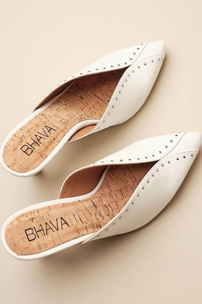 We should be keeping our heels, heads, and standards high. Which is why dressing up with ethical heels is much more glamorous! Image by Bhava #ethicalheels #sustainablejungle