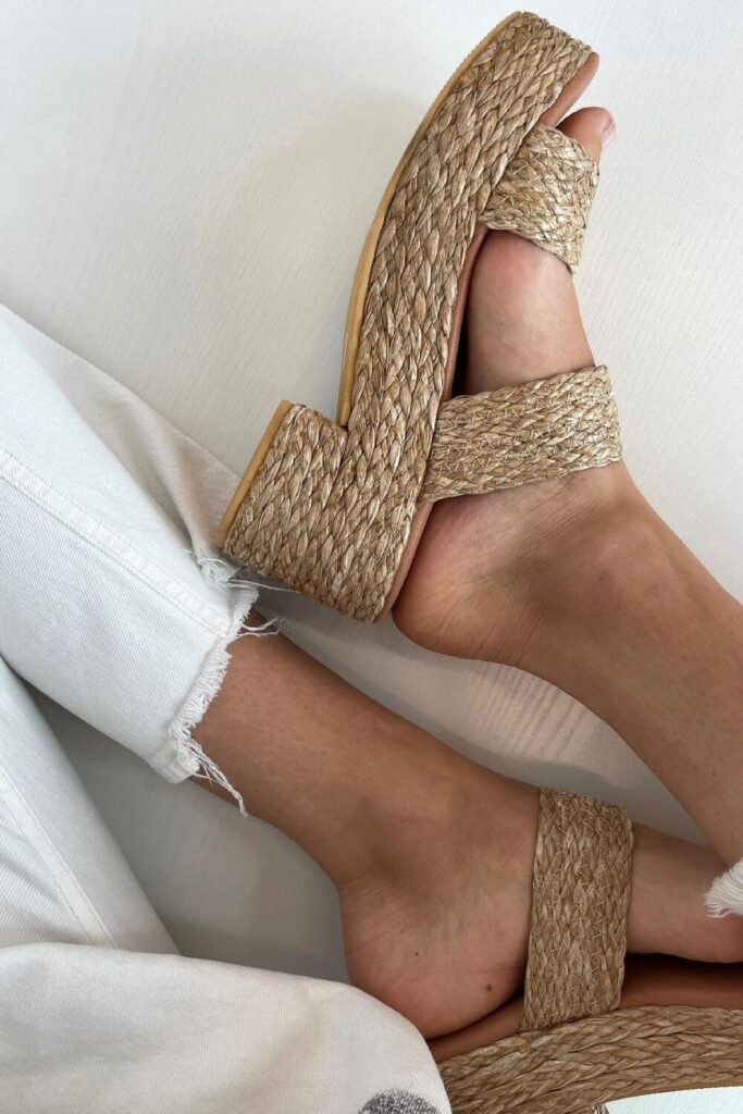 We should be keeping our heels, heads, and standards high. Which is why dressing up with ethical heels is much more glamorous! Image by Matisse Footwear #ethicalheels #sustainablejungle