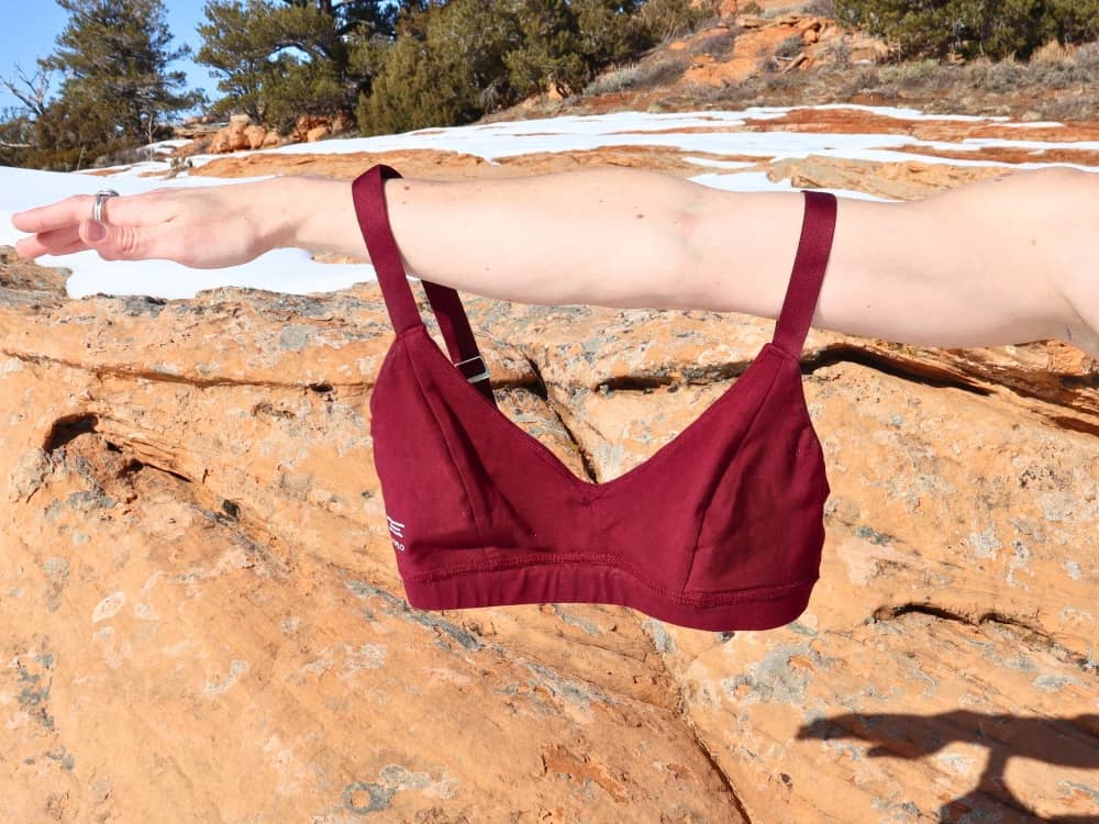 What To Do With Old Underwear & Bras: 7 Sustainable Tips To Sort Your Skivvies Image by Sustainable Jungle #whattodowitholdunderwear #whattodowitholdbras #underwearrecycling #oldpanties #donateoldunderwear #sustainablejungle