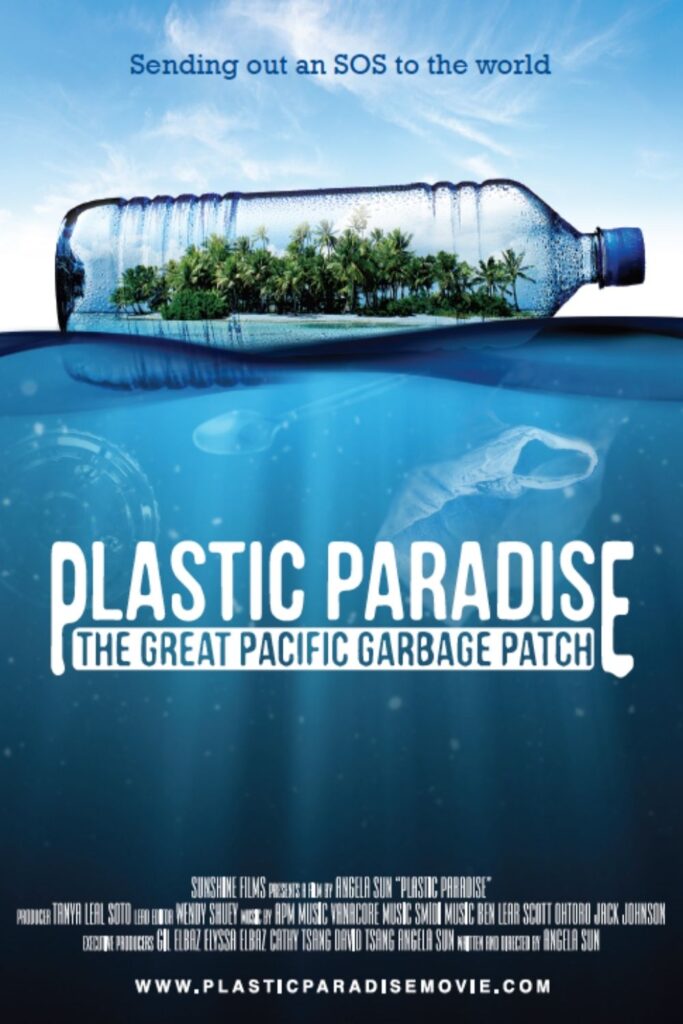 Grab some (plastic-free) snacks, dim the lights, and let a zero waste documentary change your life. Image by Plastic Paradise #zerowastedocumentaries #sustainablejungle