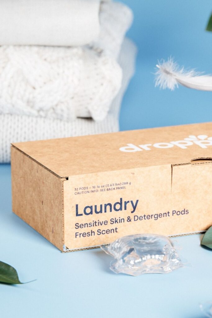 Let’s take a load off our planet. Choosing natural and organic laundry detergent is one easy way to help keep the spin cycle moving. Image by Dropps #organiclaundrydetergent #bestorganiclaundrydetergent #organicbabylaundrydetergent #naturallaundrydetergent #bestnaturallaundrydetergent#naturalorganiclaundrydetergent #nontoxiclaundrydetergent