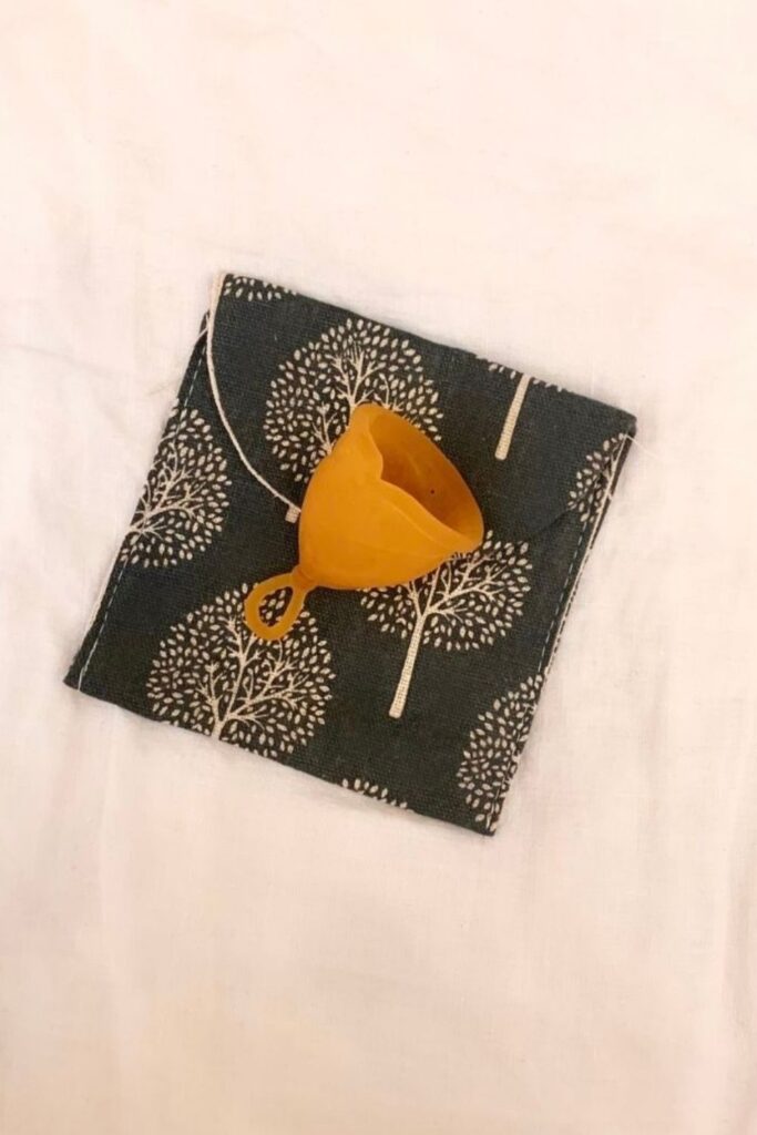 Future generations deserve to enjoy all that we have, so let’s talk about some of the best zero waste products. Image by Hevea #zerowasteproducts #sustainablejungle