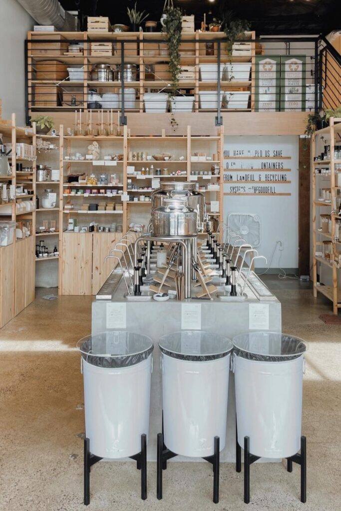Future generations deserve to enjoy all that we have, so let’s talk about some of the best zero waste products. Image by The Good Fill #zerowasteproducts #sustainablejungle