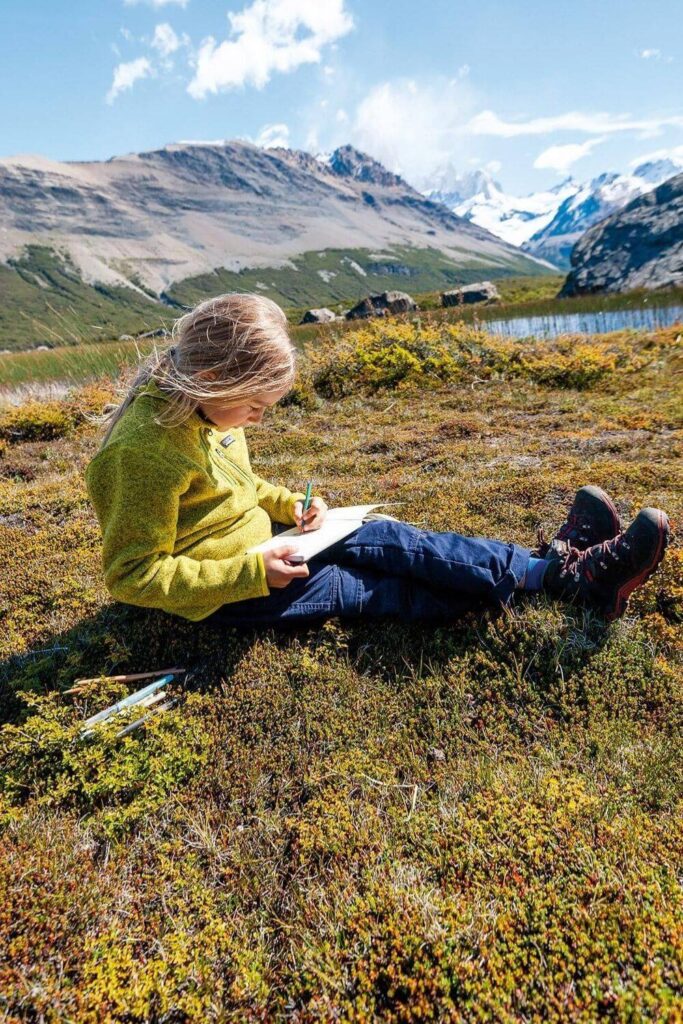 Providing kids with comfortable and safe clothes is a start, but it's even better when those clothes are produced and sold in a way that better supports the planet and the people on it. So who earns straight As in the world of ethical kids clothing? Image by Bernd Zeugswetter for Patagonia #ethicalkidsclothing #sustainablejungle