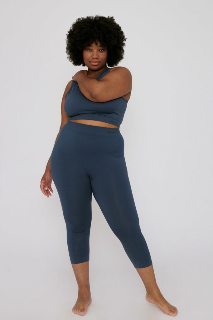 Are you ready to get sweaty and swol with this list of ethical and sustainable activewear?! You can achieve a 5K PR while also learning how to avoid fast fashion… Image by Organic Basics #sustainableactivewear #ethicalactivewear #sustainablejungle