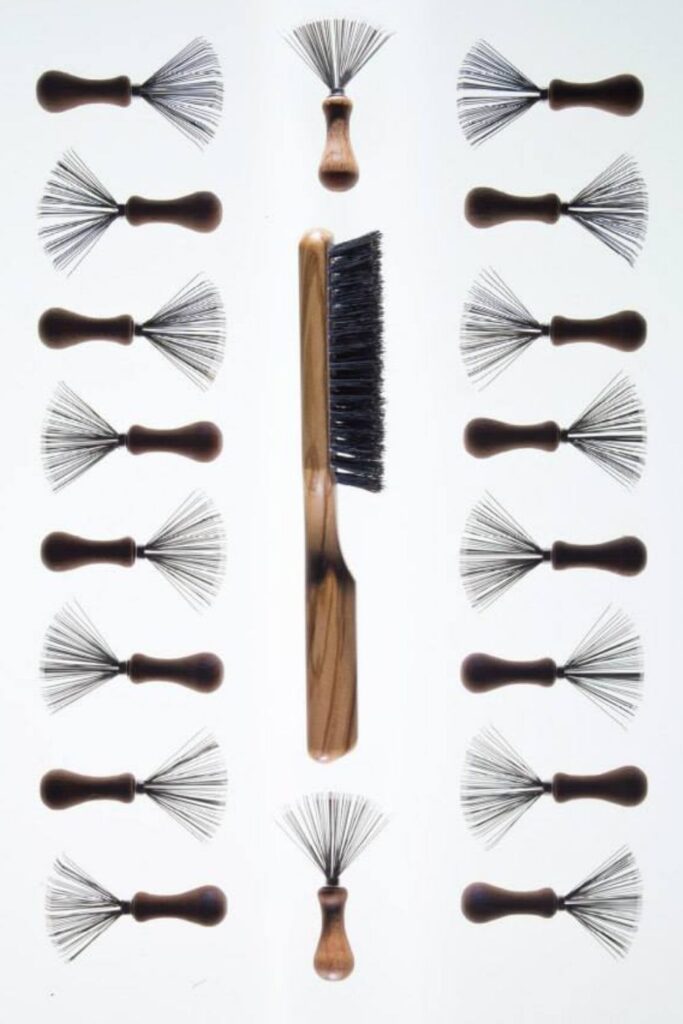 Planet aside, our hair deserves better than plastic hair brushes that damage hair follicles and do a poor job of spreading natural oils. Eco friendly hair brushes to the rescue! Image by Redecker #ecofriendlyhairbrushes #sustainablehairbrushes #sustainablejungle