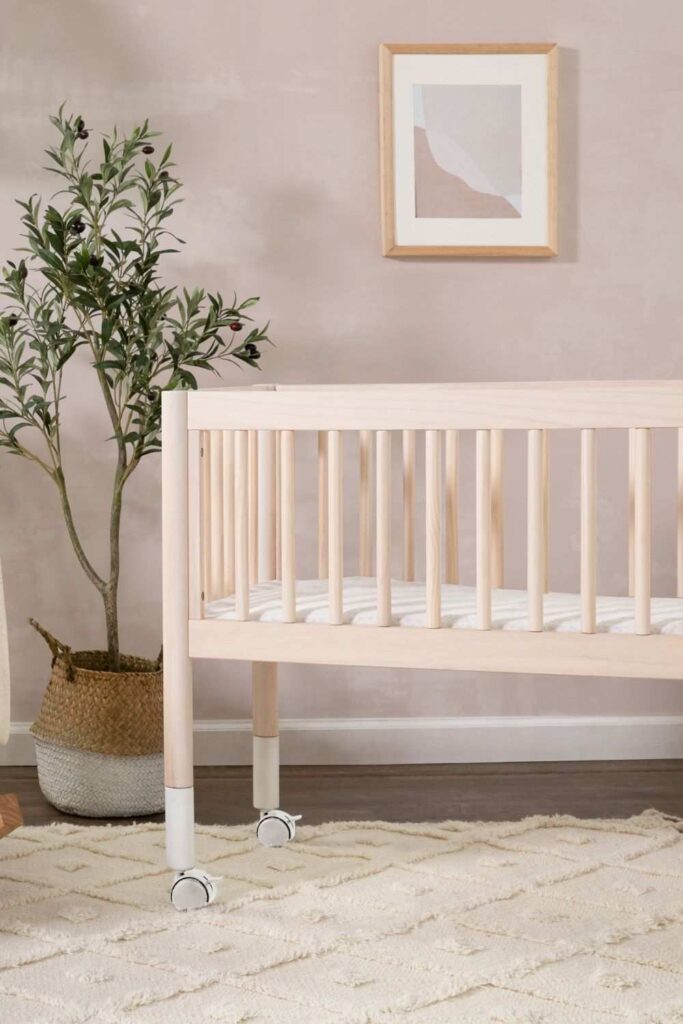 If you’ve been spending some of your ~40 weeks searching for organic baby products, we hope you didn’t forget about the crib. But if you did, we’re here to help by uncovering some of the best eco friendly crib brands to help baby (and you) get a good night (or hour, at least) of sleep. Image by Babyletto #ecofriendlycribs #nontoxiccribs #sustainablejungle