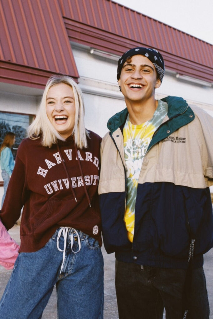 39 Online Throft Stores For The Best Second Hand Clothing Image by Goodfair #onlinethriftstores #secondhandclothingonline #sustainablejungle
