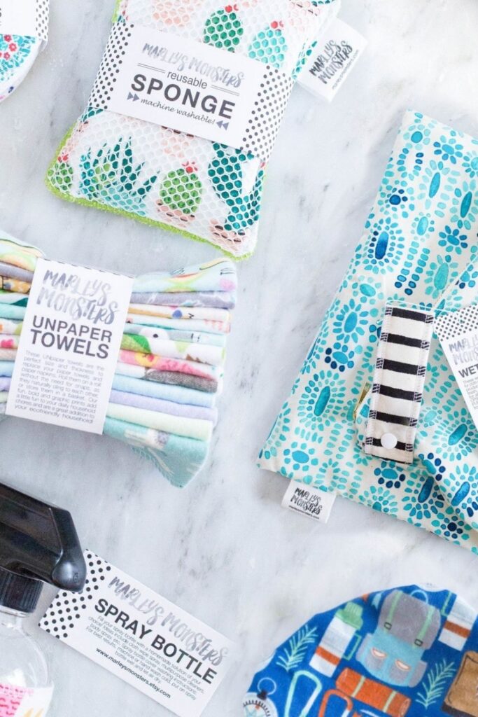 Shopping zero waste stores online is the closest you’ll ever get to ‘responsible retail therapy’. Essential food, gifts, home, and self-care products. You can get all this without plastic packaging. Image by Marleys Monsters #zerowasteonlinestores #zerowastestoresonline #zerowastestores #zerowastestore #zerowasteonlineshops #sustainablejungle