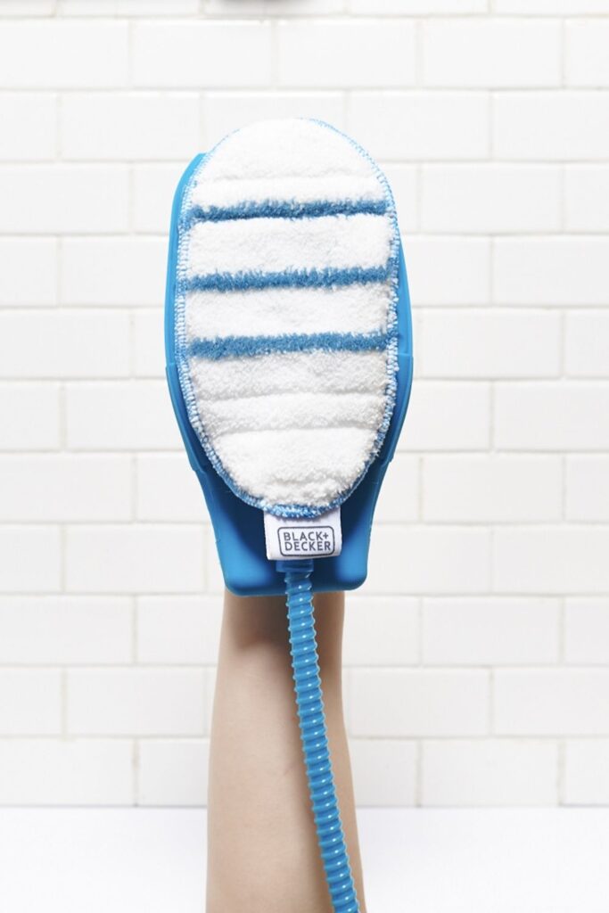 Move over mops; there’s a new tool in town. Eco friendly mops aren’t just better at removing your dirty footprints, they’re also better at reducing your ecological footprints. Image by Black + Decker #ecofriendlymops #ecomops #zerowastemops