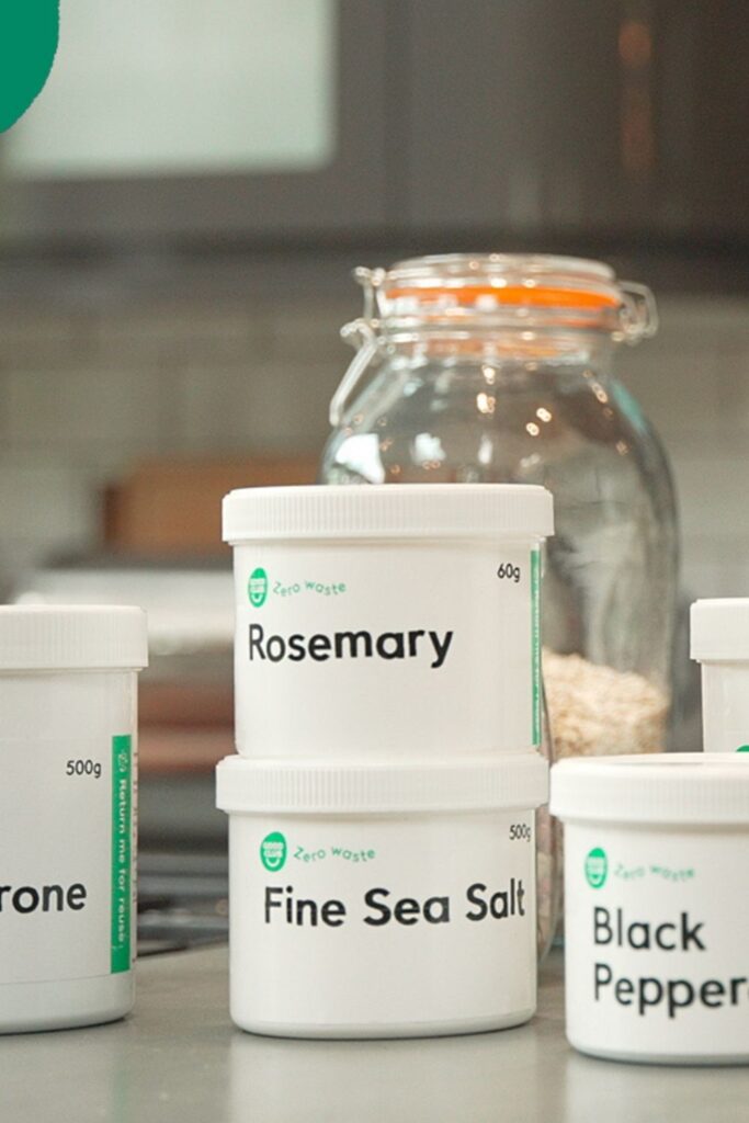 Shopping zero waste stores online is the closest you’ll ever get to ‘responsible retail therapy’. Essential food, gifts, home, and self-care products. You can get all this without plastic packaging. Image by Good Club #zerowasteonlinestores #zerowastestoresonline #zerowastestores #zerowastestore #zerowasteonlineshops #sustainablejungle