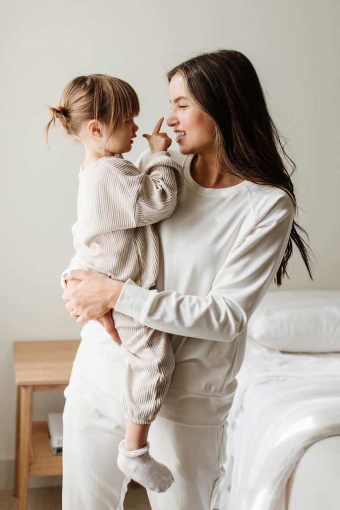 Bamboo fabric is a brilliant slumber party invitee so this article should leave you feeling less bamboozled about finding the best bamboo pajamas.... Image by Cozy Earth #bestbamboopajamas #sustainablejungle