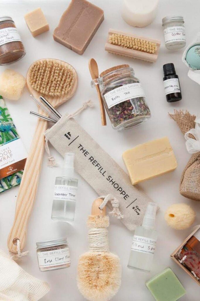 Shopping at zero waste online stores is the closest you’ll ever get to ‘responsible retail therapy’. Essential food, gifts, home, and self-care products. You can get all this without plastic packaging. Image by The Refill Shoppe #zerowasteonlinestores #zerowastestoresonline #zerowastestores #zerowastestore #zerowasteonlineshops #sustainablejungle