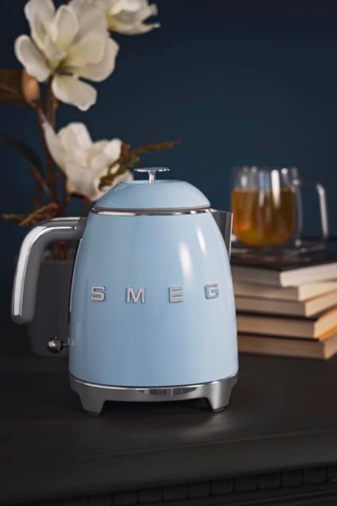 13 Eco Kettles That Boil Water, Not The Oceans