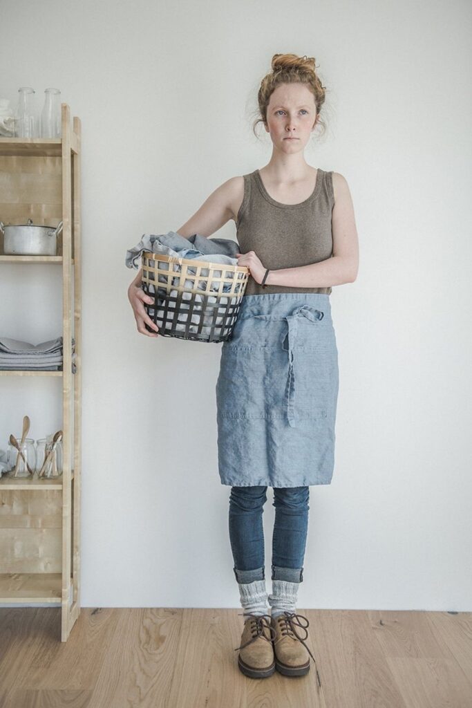Let’s make like bread and rise toward a more conscious kitchen with eco friendly aprons… Image by Not PERFECT LINEN #ecofriendlyaprons #bestecofriendlyaprons #ecofriendlycookingaprons #ecofriendlyapronswithpockets #organicaprons #bestorganicaprons #sustainablejungle