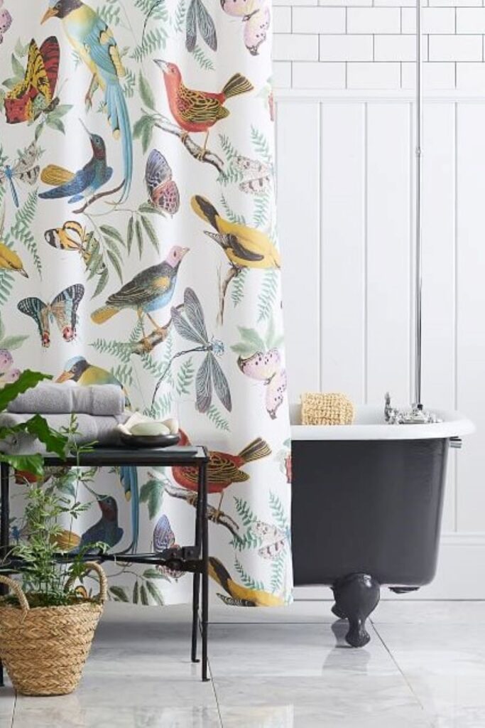 To make our hygiene habits a little healthier, we went on a hunt for the best eco friendly shower curtains. Here’s what sustainable showering looks like by the brands doing it best. Image by Pottery Barn #ecofriendlyshowercurtains #sustainableshowercurtains #sustainablejungle
