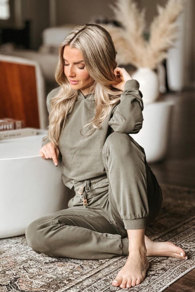 There’s nothing #basic about sustainable basics that reduce our impact on the world. Everyday essentials can be… Image by tentree #sustainablebasics #bestsustainablebasics #sustainableclothingbasics #sustainablebasicsbrands #affordablesustainablebasics #ecofriendlybasics #sustainablejungle