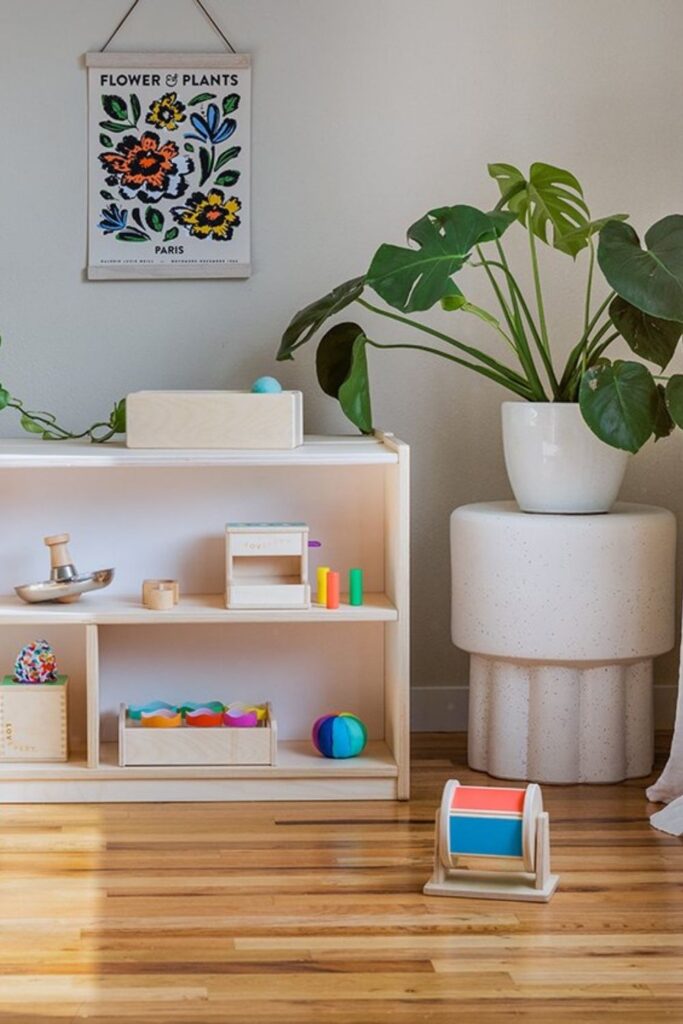 We can’t tell you how to parent but we can help you with your eco-guilt! These eco friendly toy brands will give your child the best… Image by Lovevery #ecofriendlytoys #bestecofriendlytoys #ecofriendlytoybrands #ecofriendlybabytoys #ecofriendlykidstoys #sustainabletoys #bestsustainabletoys #sustainabletoybrands #sustainablechildrenstoys #sustainablejungle